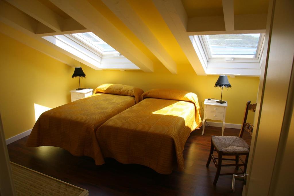 Apartamentos Rincón del Puerto San Vicente De La Barquera Habitación foto